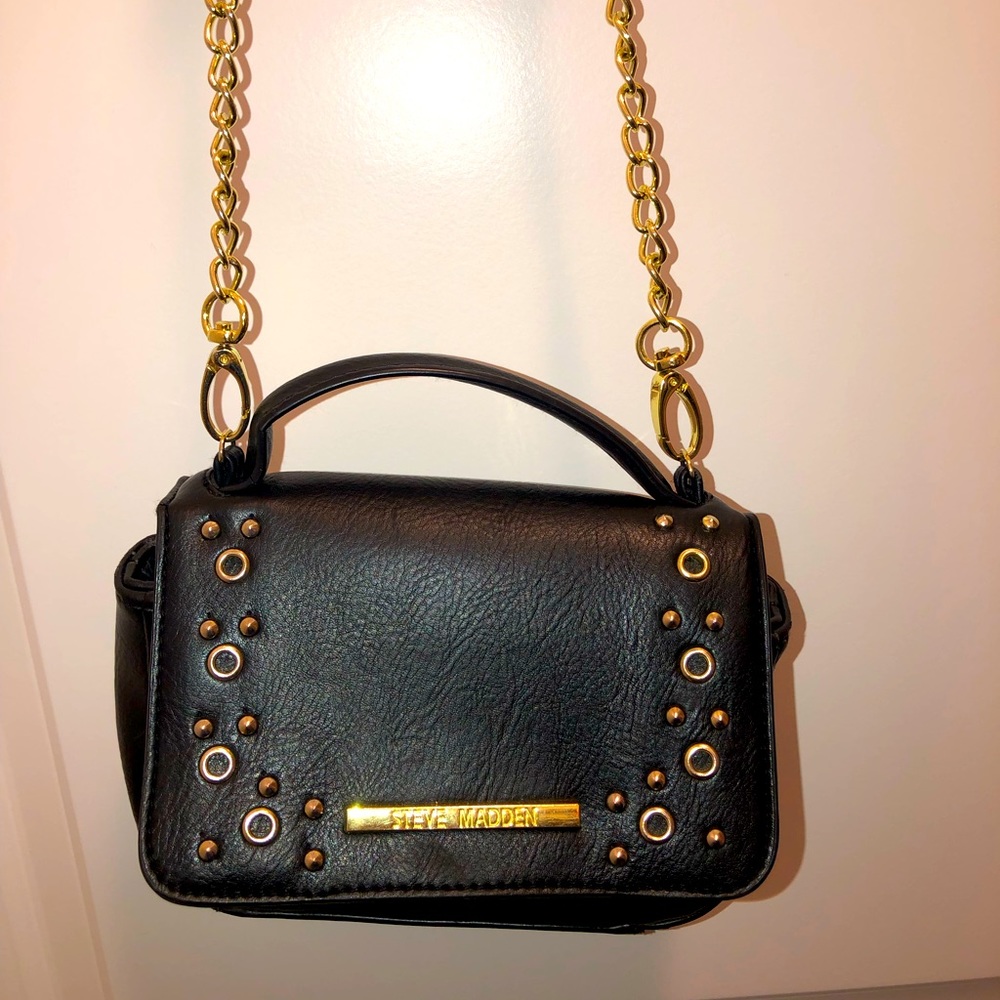 STEVE MADDEN Black Shoulder Bag
